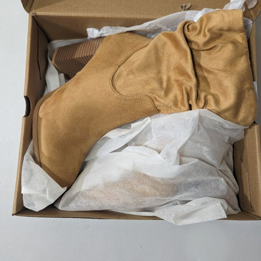 NEW- Womens Size 7 Slouchy Chunky High Heel Mid Calf Boots Almond Slip On - Picture 3 of 9